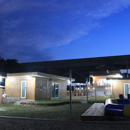 Tobang Red Clay Pension P'ohang Exterior foto